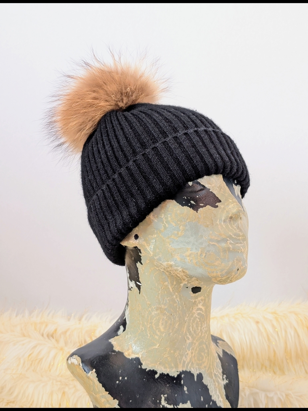 Linda Richards Black Knit Pom-Pom Hat Stocking Cap with Real Fur